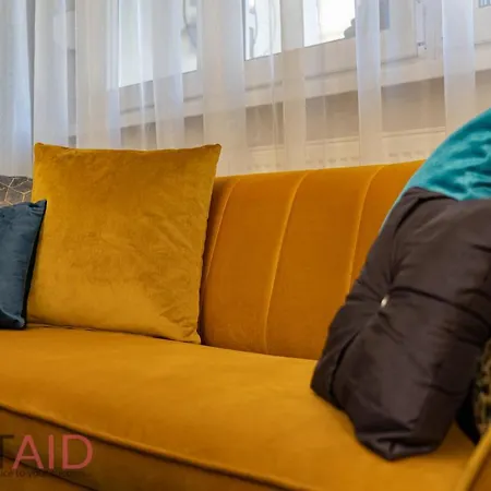 V68 Design - Hostaid Budapest