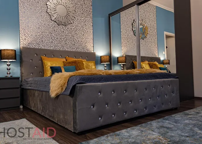 V68 Design - Hostaid Apartament