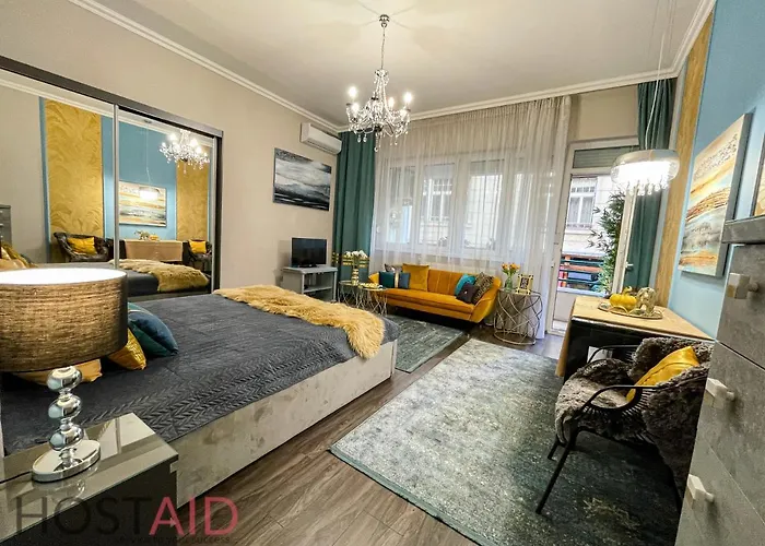 V68 Design - Hostaid Budapesta