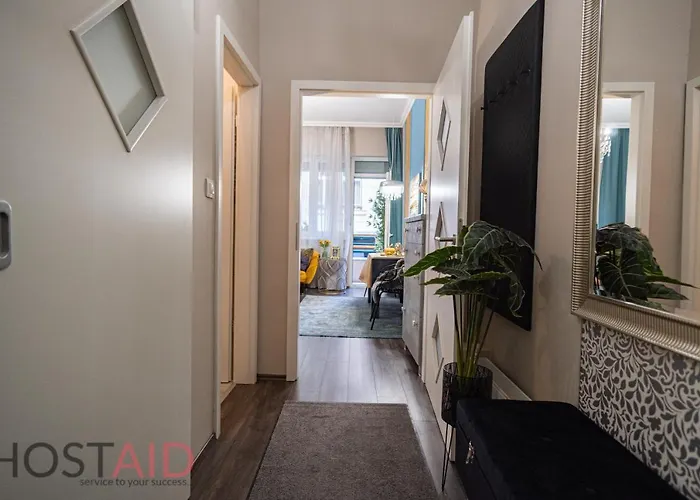 V68 Design - Hostaid